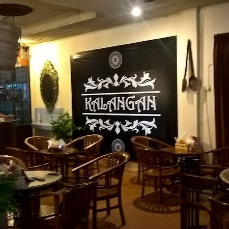 Le Paradis Hotel Palembang Extérieur photo