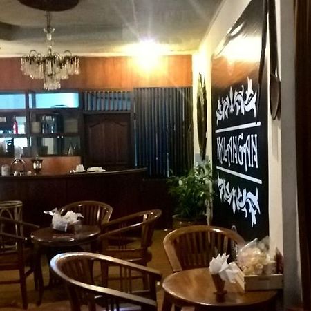 Le Paradis Hotel Palembang Extérieur photo